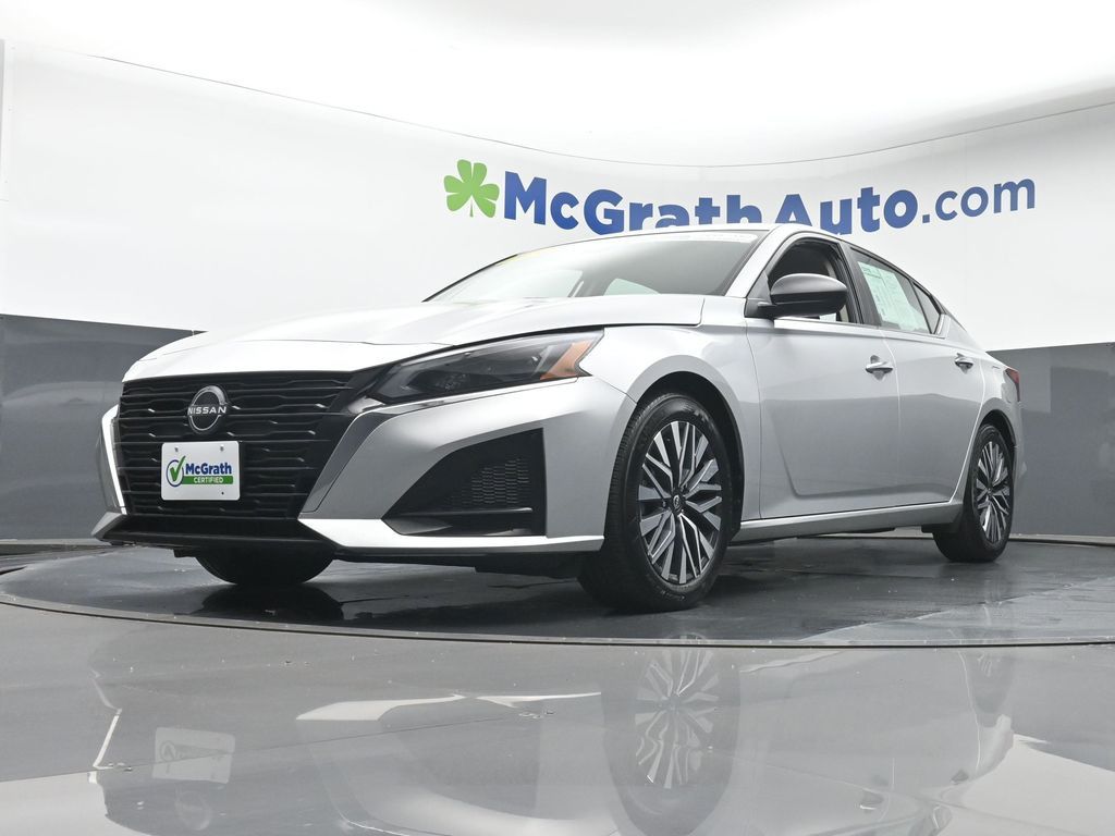 2024 Nissan Altima 2.5 SV photo 4