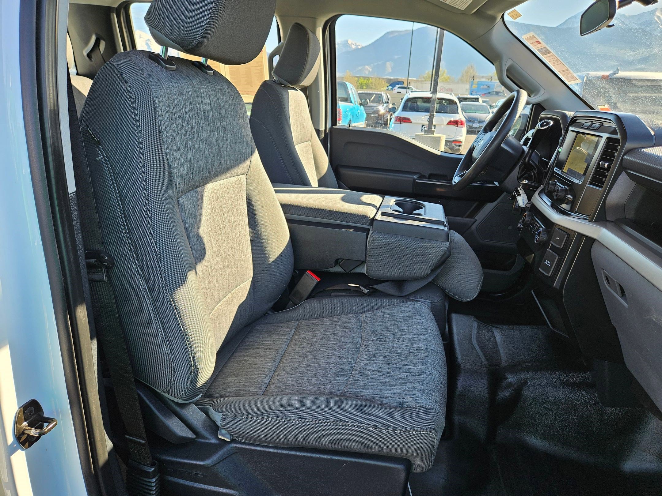 2022 Ford F-150 XL photo 24