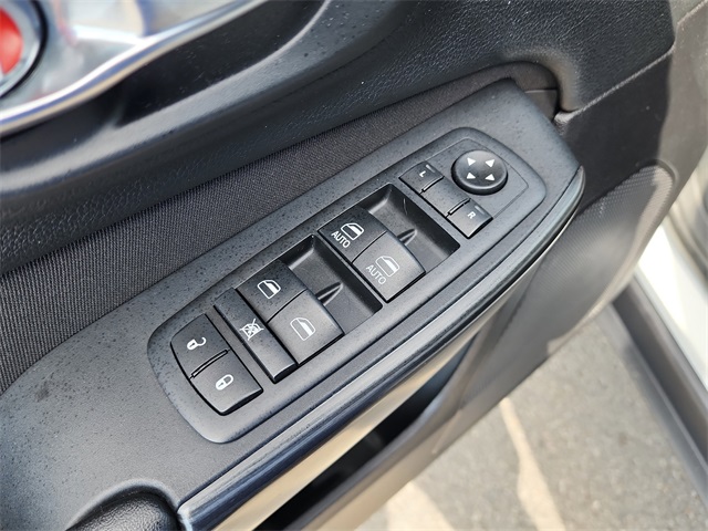 2017 Jeep Cherokee Latitude photo 8