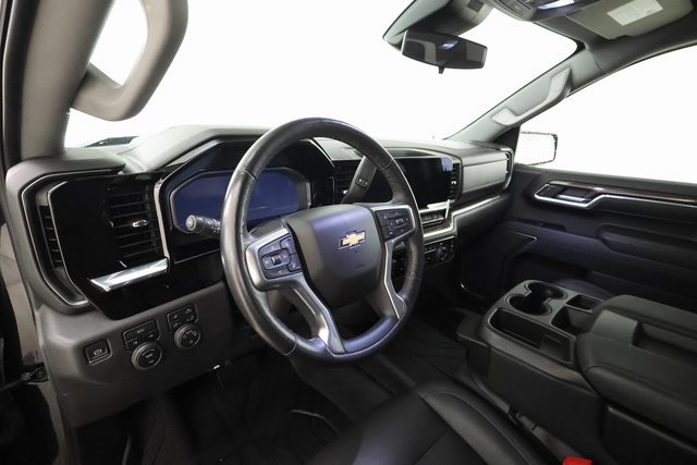 2022 Chevrolet Silverado 1500 LT photo 11