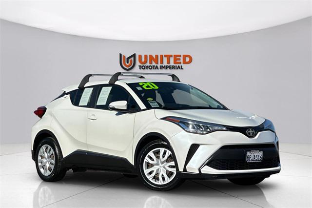 2020 Toyota C-HR LE's photo