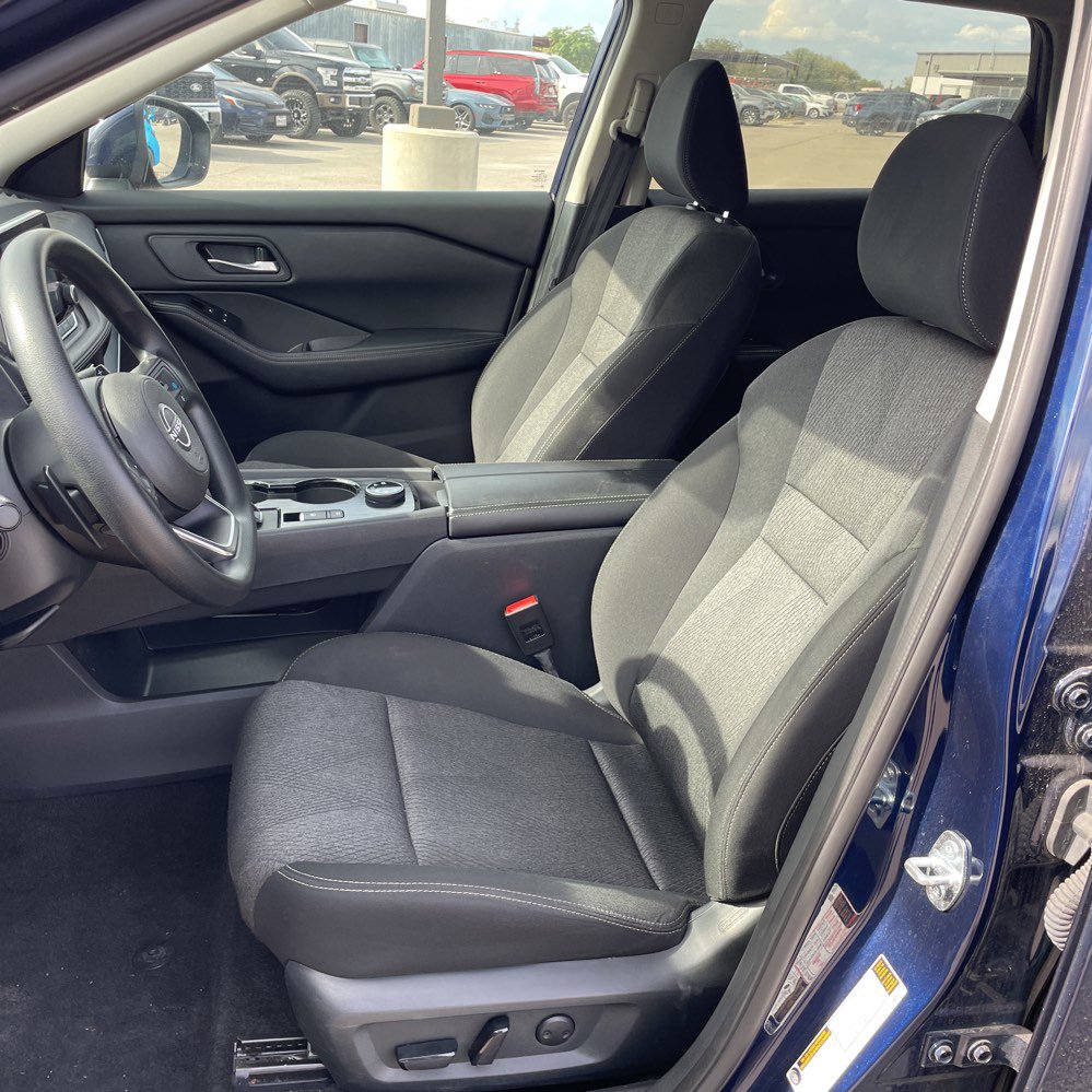 2024 Nissan Rogue SV AWD photo 4