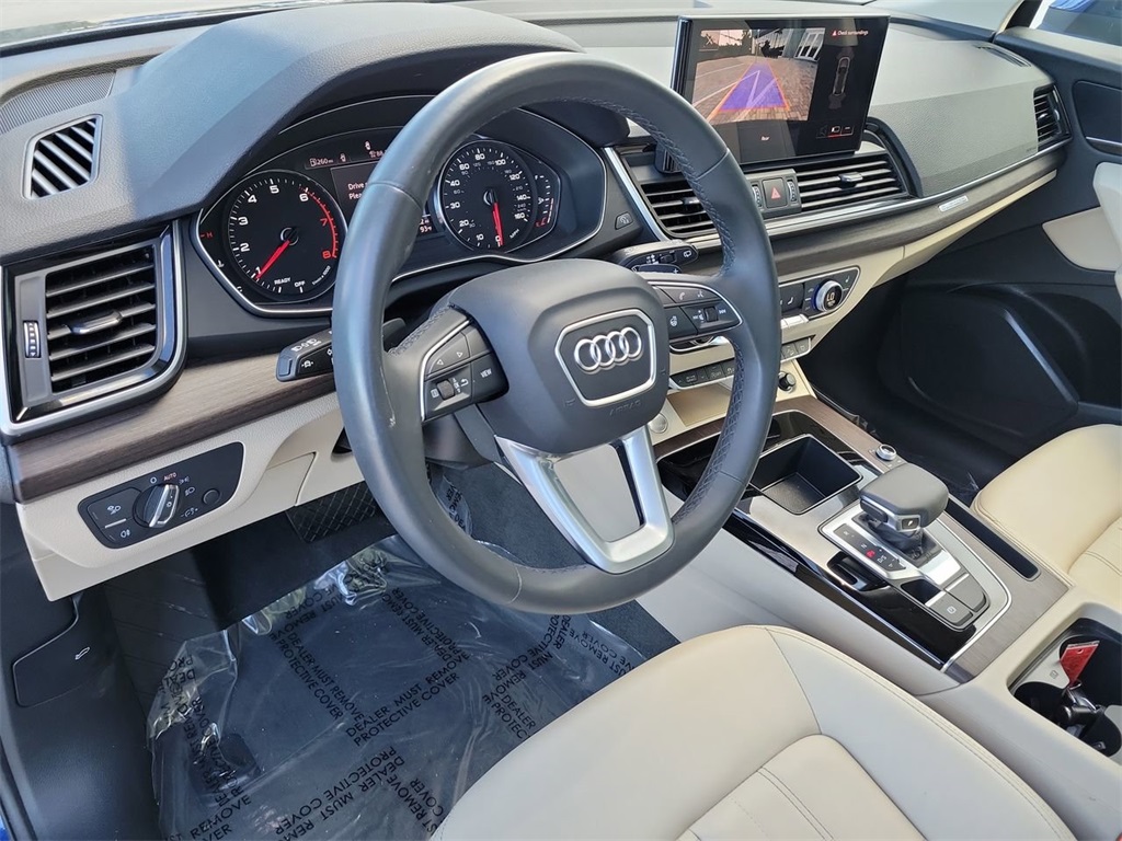 2023 Audi Q5 45 S line Premium photo 25