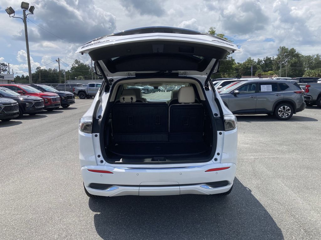 2022 Buick Enclave Avenir photo 34