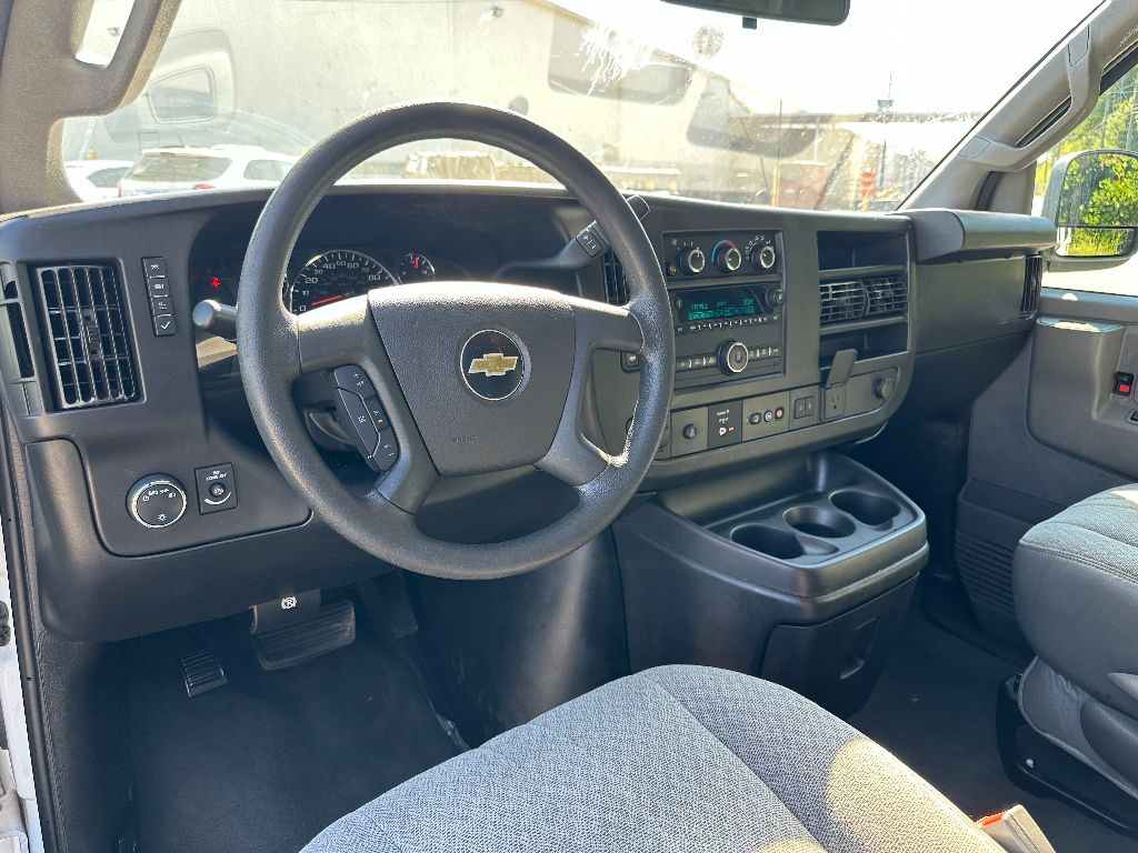 2019 Chevrolet Express Passenger 3500 LT photo 16