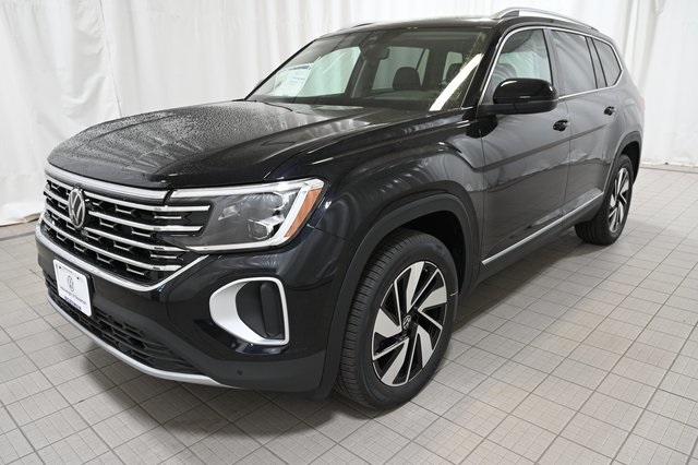 2026 Volkswagen Atlas SEL photo 16