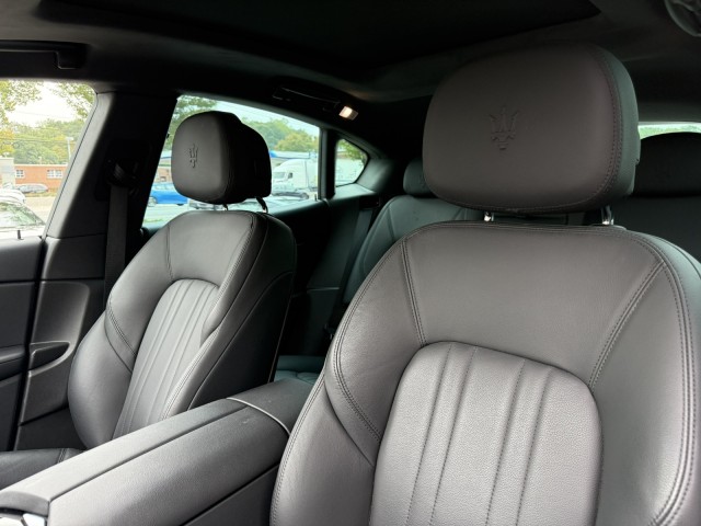 2022 Maserati Levante Modena photo 9