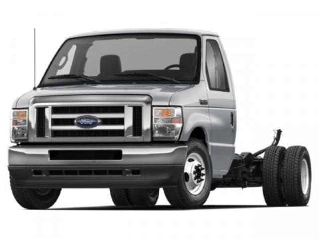 2026 Ford E-450 photo 2