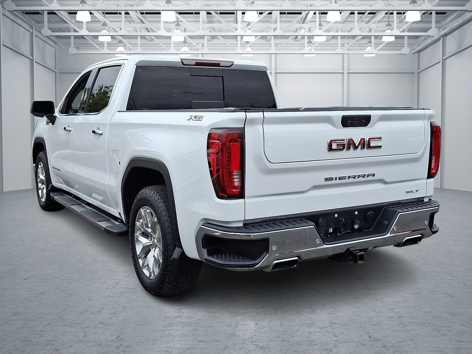 2020 Gmc Sierra 1500 SLT photo 2