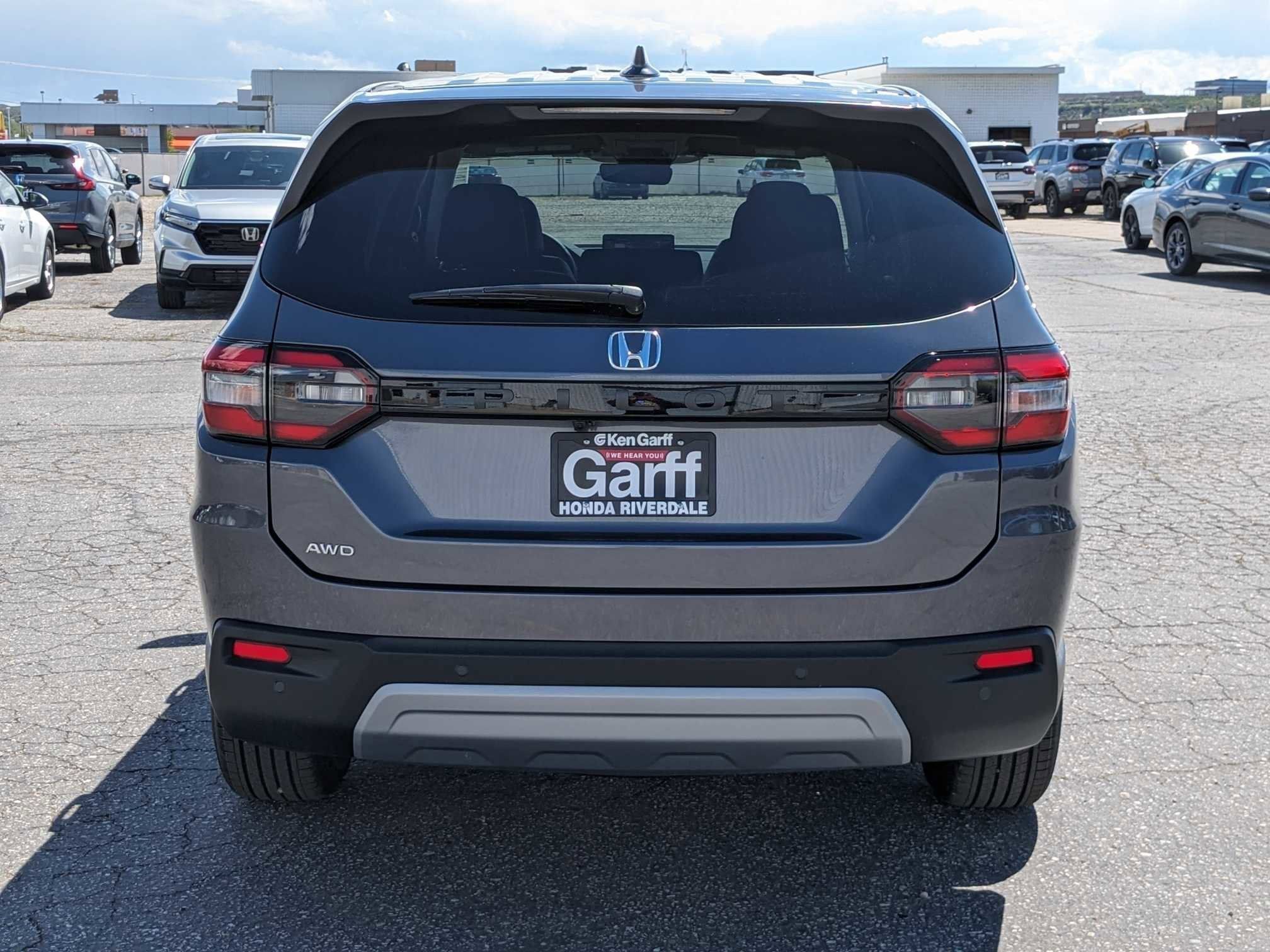 2025 Honda Pilot EX-L photo 3