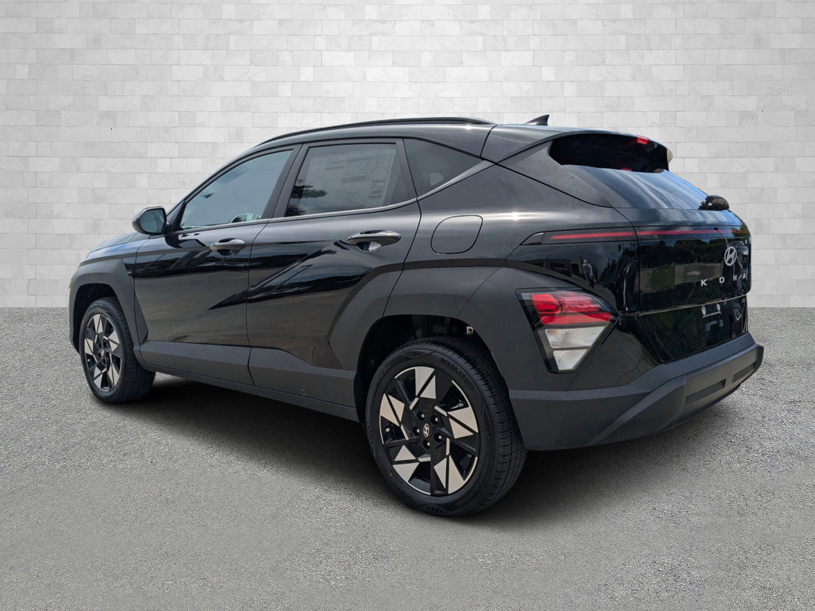 2024 Hyundai Kona SEL photo 4