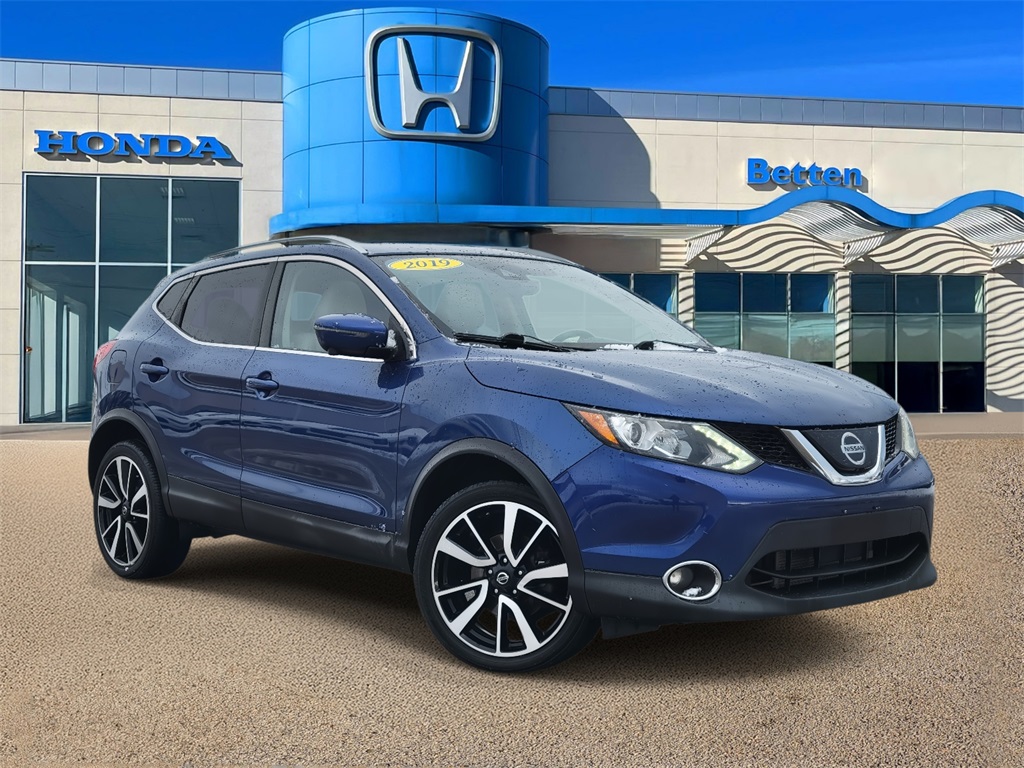 2019 Nissan Rogue Sport SL's photo