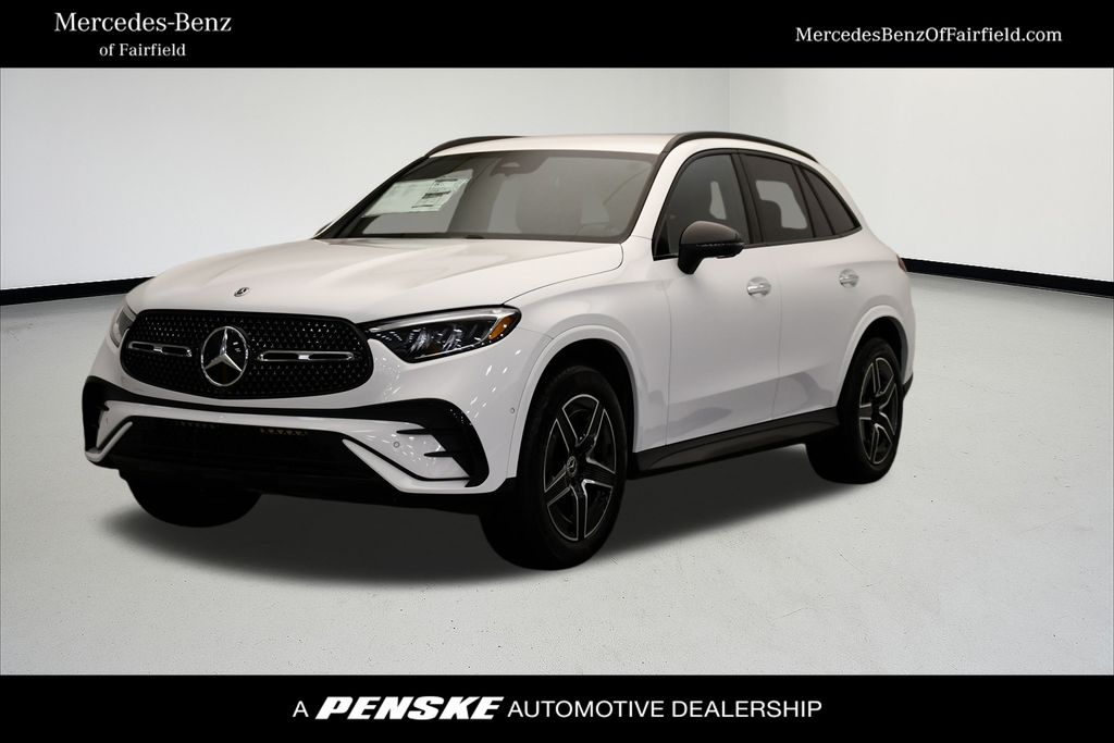 2026 Mercedes-Benz GLC Base's photo