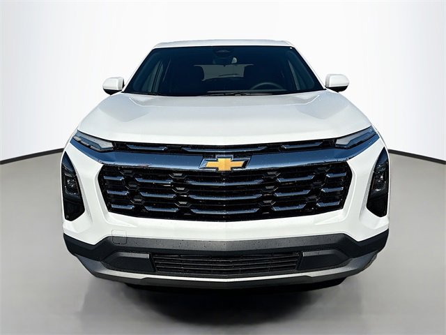 2026 Chevrolet Equinox LT photo 2