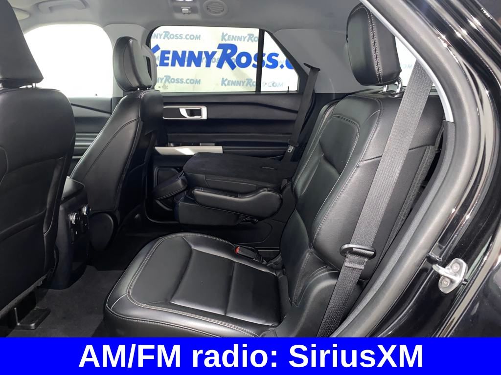 2021 Ford Explorer XLT photo 4