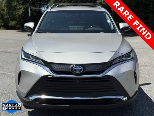 2022 Toyota Venza XLE photo 2
