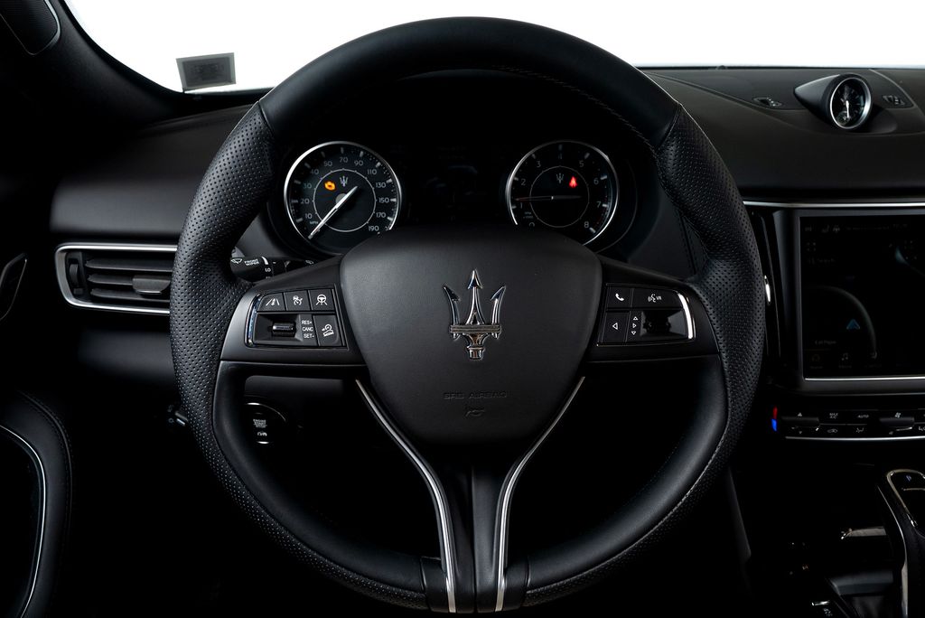 2022 Maserati Levante GT photo 31