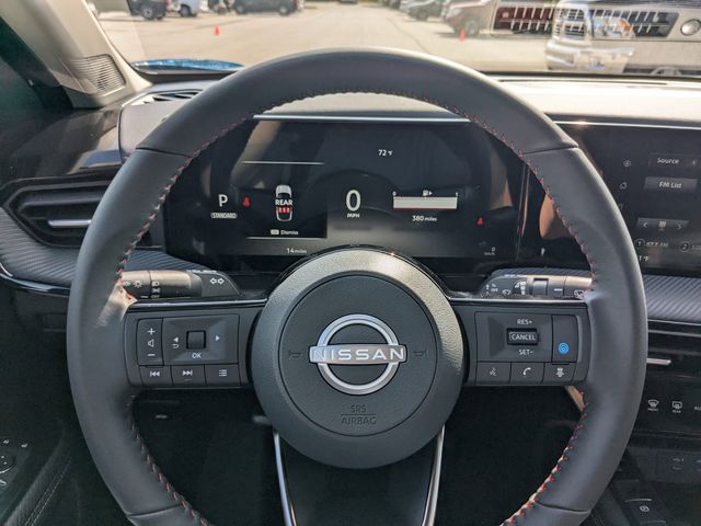 2025 Nissan Kicks SR photo 18