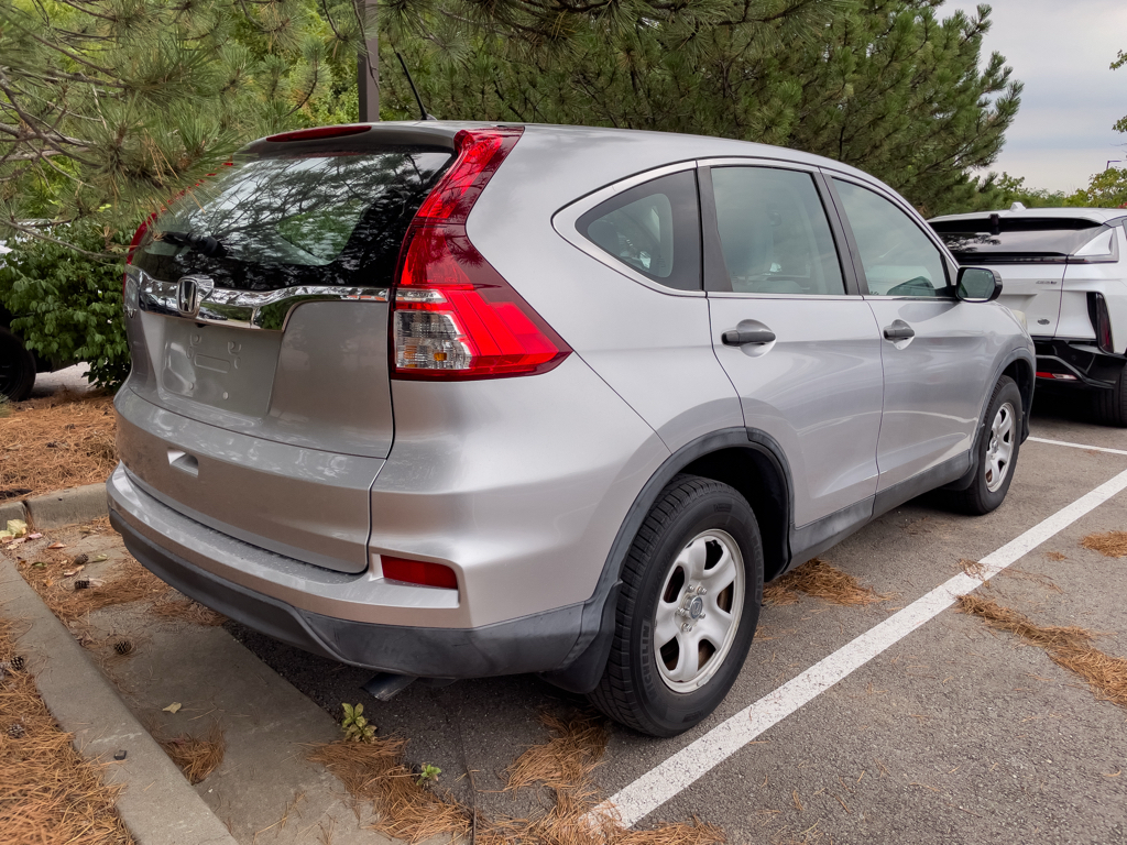 2016 Honda CR-V LX photo 5