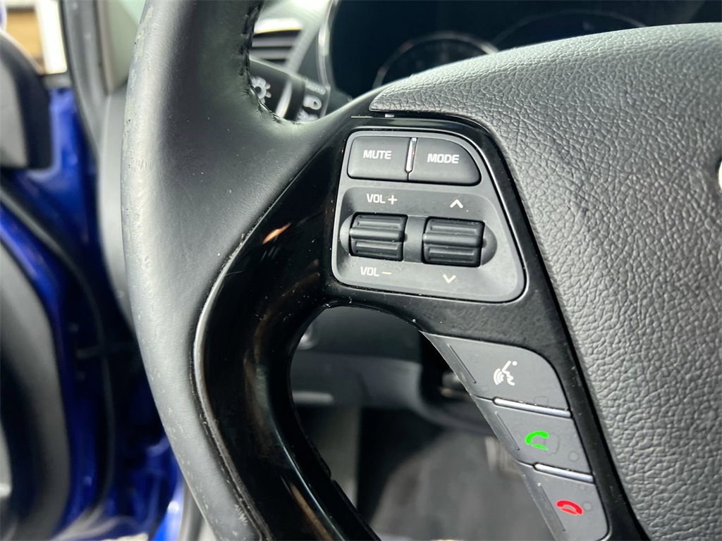 2017 Kia Forte EX photo 18