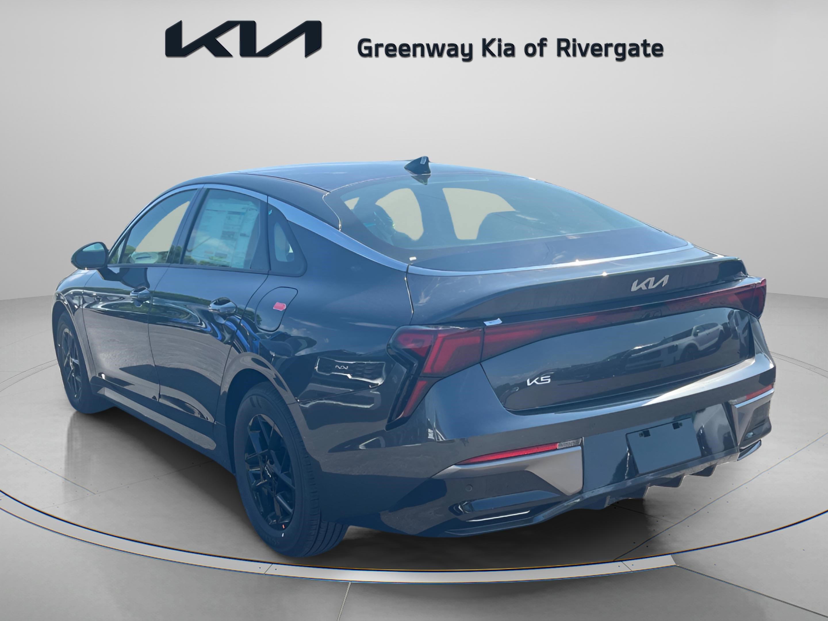 2025 Kia K5 LXS photo 5