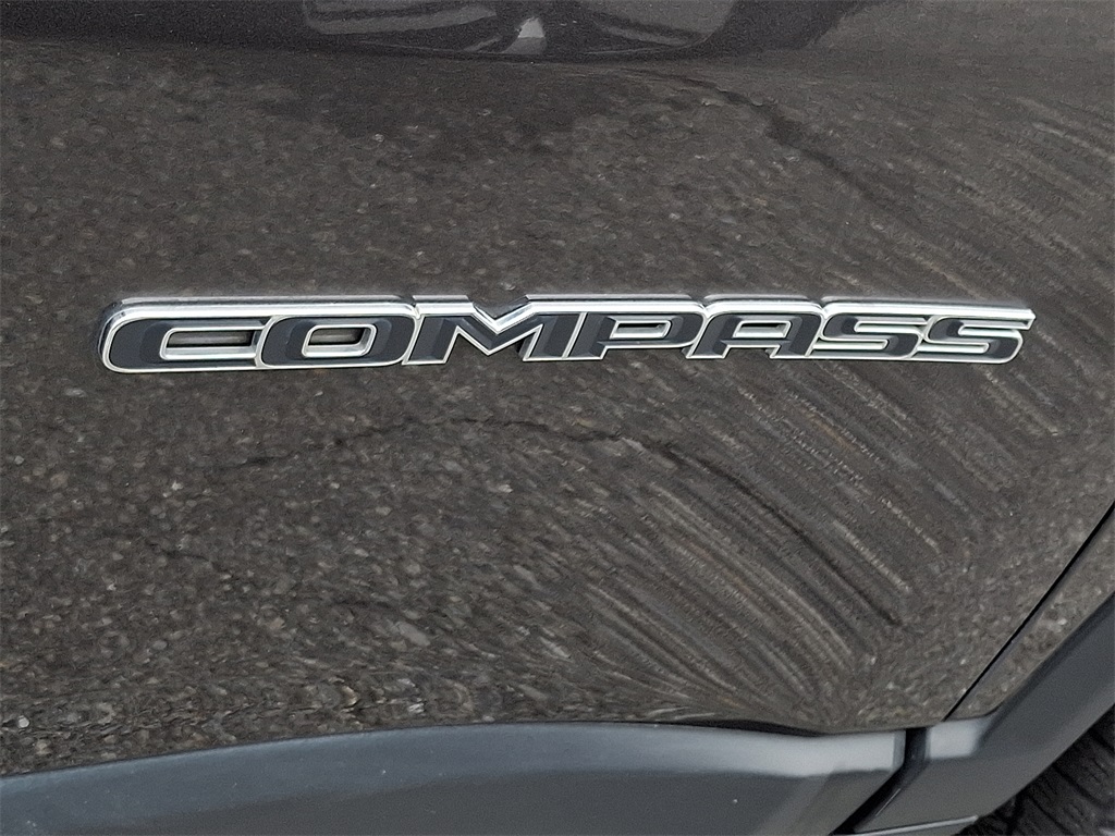 2018 Jeep Compass Latitude photo 26