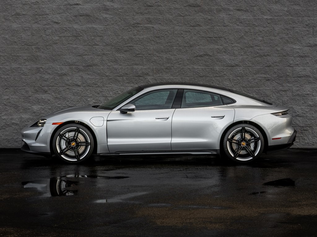 2024 Porsche Taycan photo 5