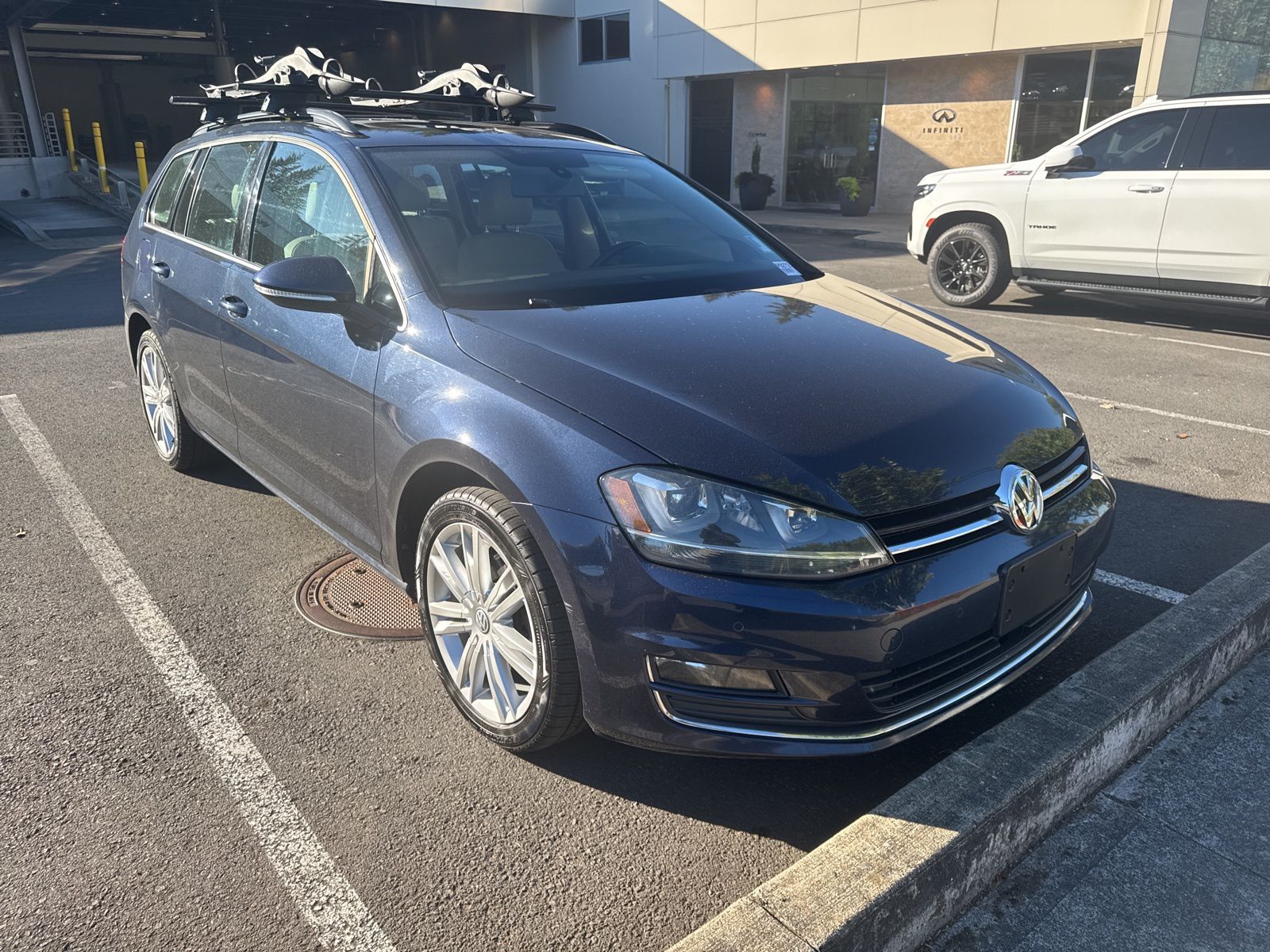 2015 Volkswagen Golf SportWagen SE photo 2