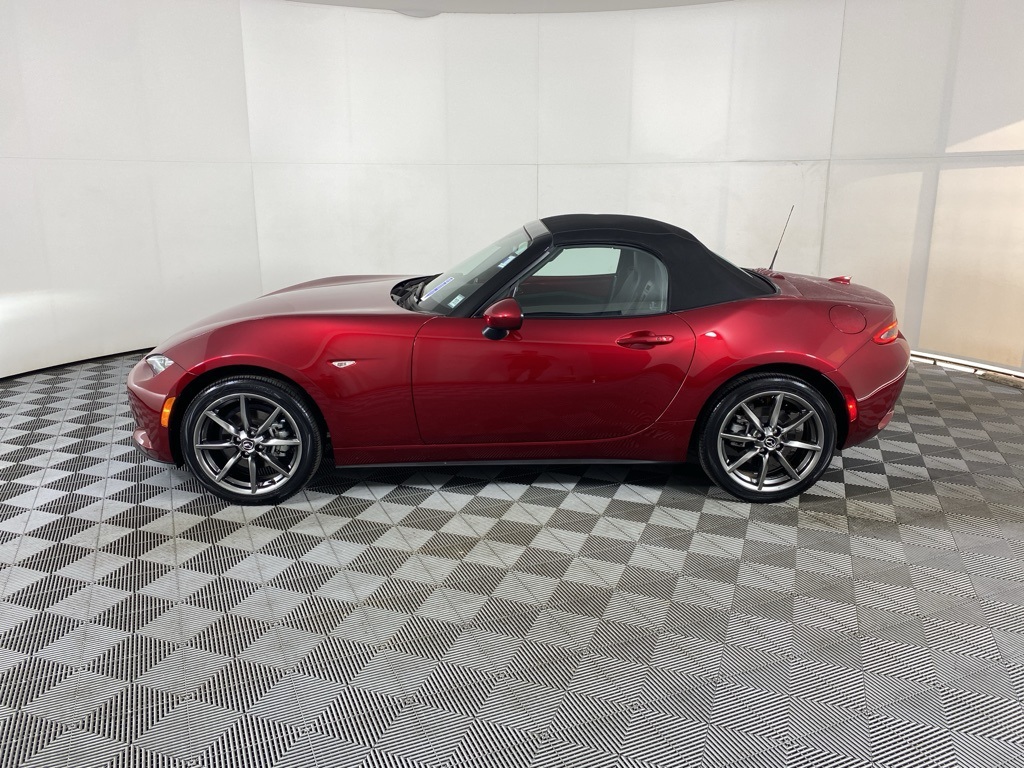 2022 Mazda MX-5 Miata Miata Grand Touring photo 19