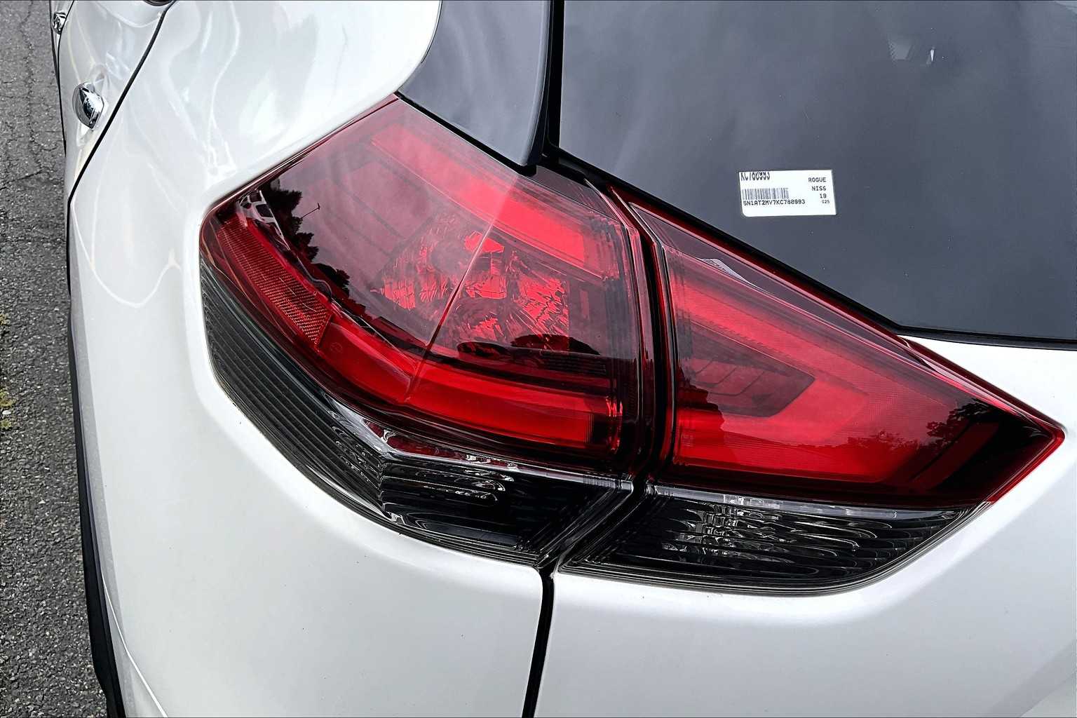 2019 Nissan Rogue SL photo 28