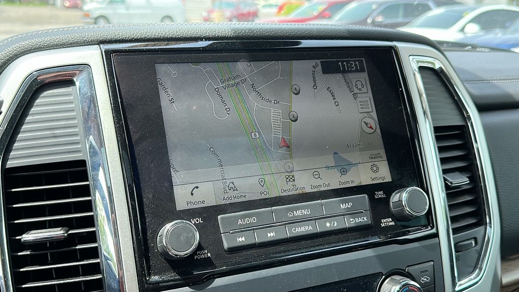 2021 Nissan Titan SL photo 20