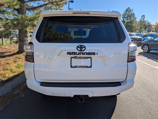2023 Toyota 4Runner SR5 Premium photo 4