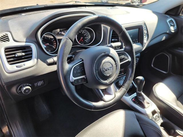 2019 Jeep Compass Latitude photo 12