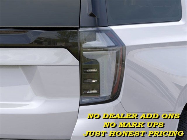 2025 Chevrolet Suburban High Country photo 10