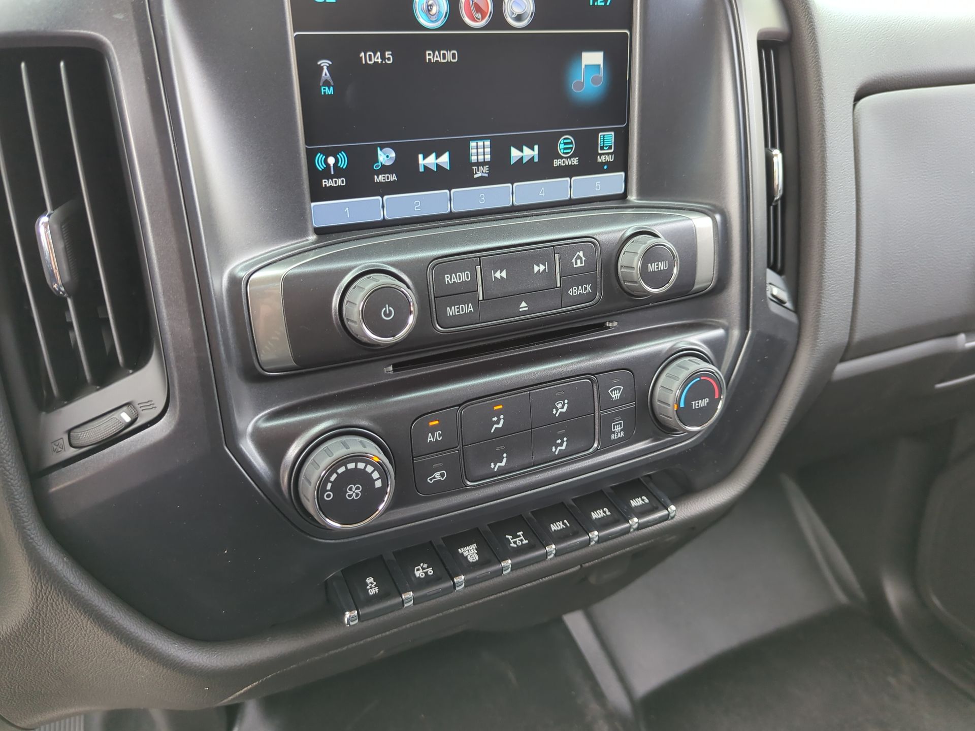 2024 Chevrolet Silverado 5500HD Work Truck photo 7