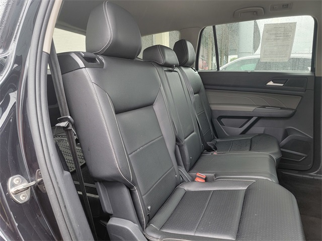 2023 Volkswagen Atlas SE Technology photo 16