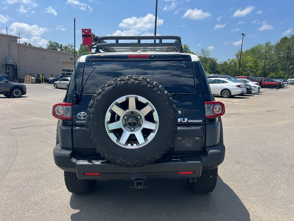 2014 Toyota FJ Cruiser Base photo 4