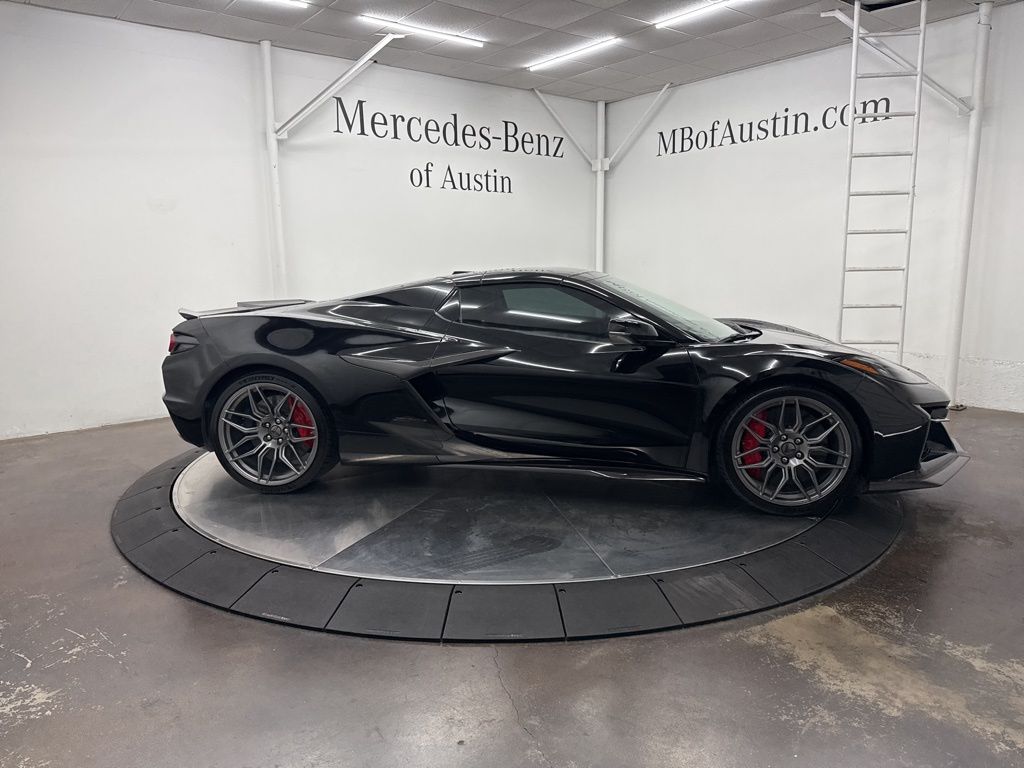 2023 Chevrolet Corvette Z06 3LZ photo 8