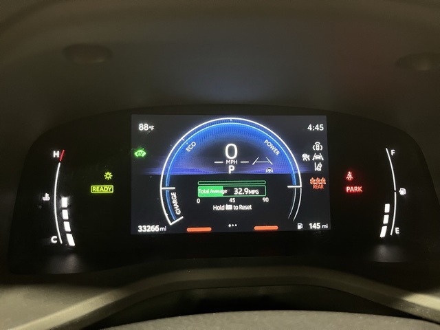 2025 Toyota Camry SE photo 11