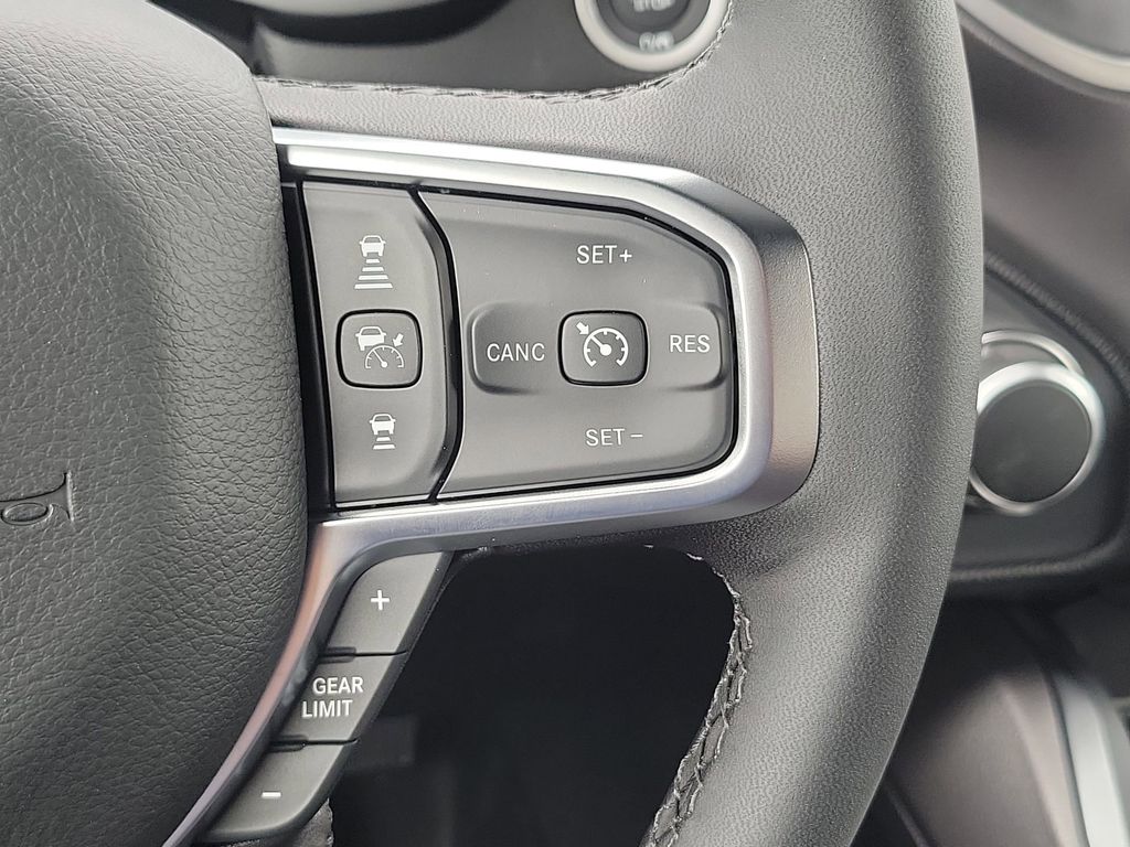 2026 Ram 1500 Big Horn photo 33