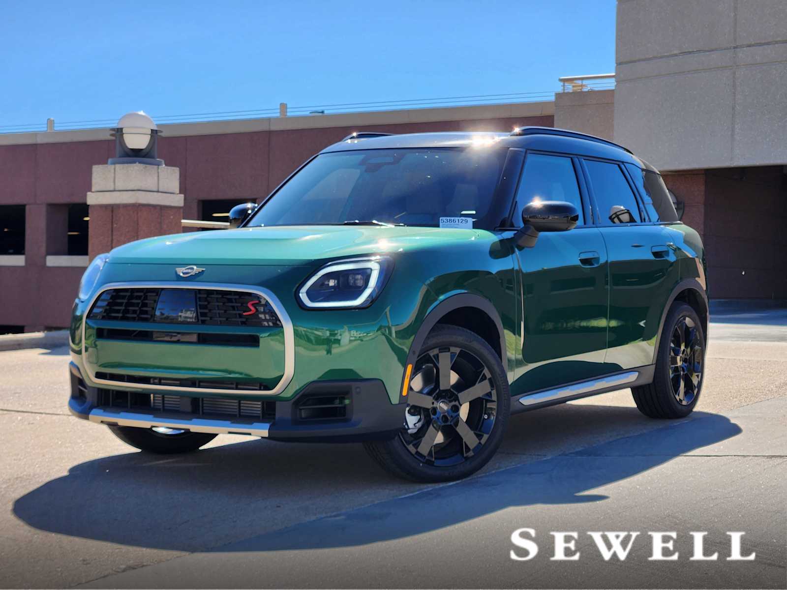 2026 MINI Countryman S's photo
