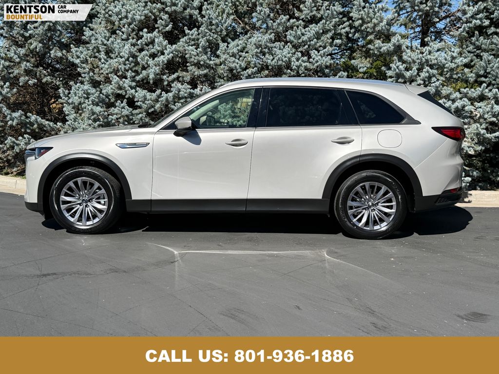 2025 Mazda CX-90 3.3 Turbo Preferred photo 3