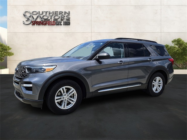 2023 Ford Explorer XLT photo 3