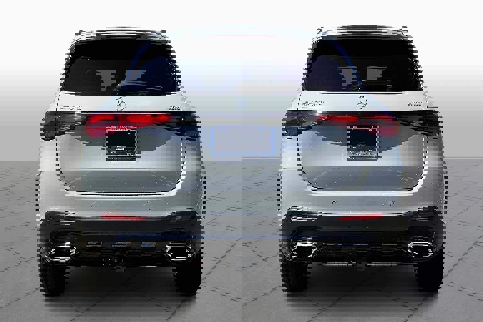 2025 Mercedes Benz GLC 300 4MATIC photo 4