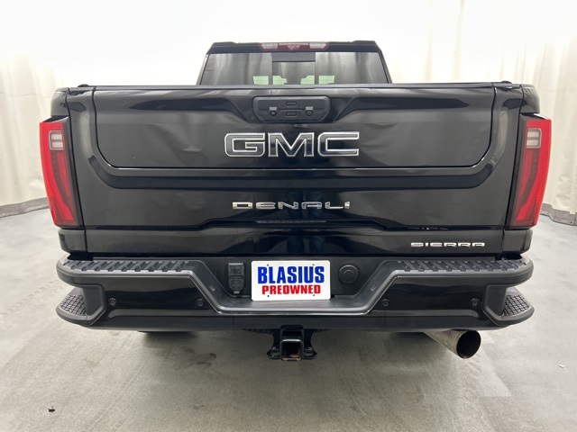2024 Gmc Sierra HD Denali Ultimate photo 3