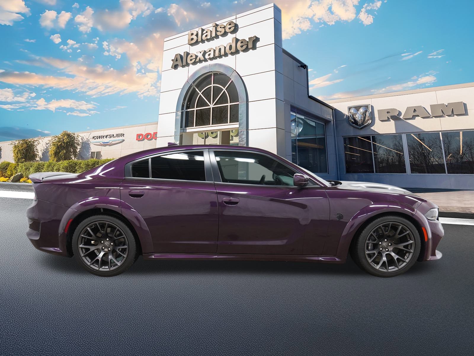 2022 Dodge Charger SRT8 Hellcat Widebody photo 2