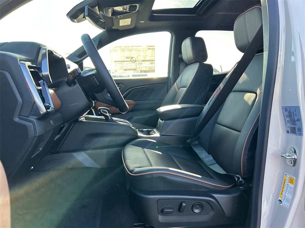 2026 GMC CANYON - Image 15