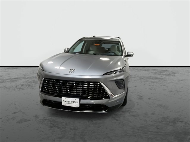 2026 Buick Enclave Avenir photo 2