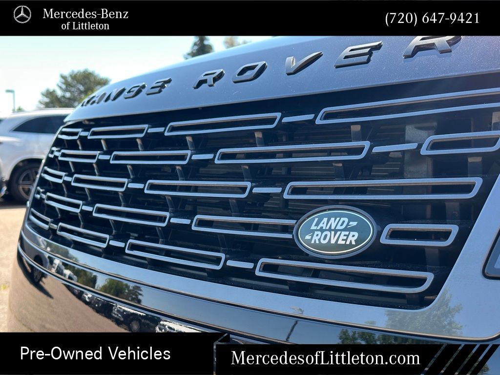2024 Land Rover Range Rover SE photo 6