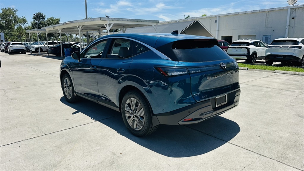 2025 Nissan Murano SL photo 5